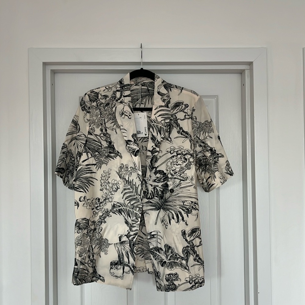 COS - Short sleeve botanical print blazer - Size 4 - New/Never Been Worn